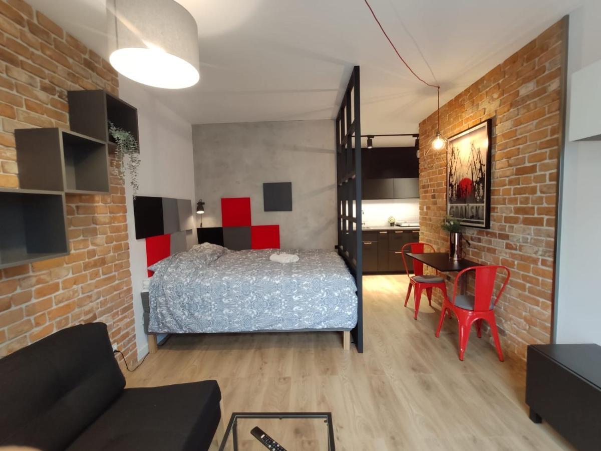 Red Wall Apartment In The Old Town Gdańsk Eksteriør bilde